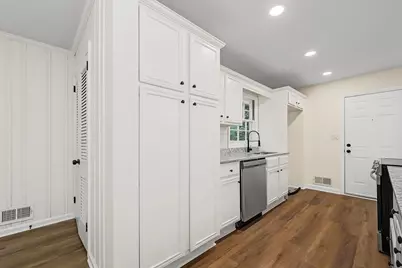 2436 Ovidia Circle SW, Atlanta, GA 30311 - Photo 10