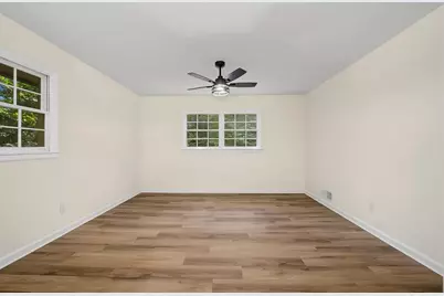 2436 Ovidia Circle SW, Atlanta, GA 30311 - Photo 18