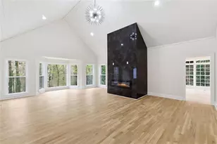 7170 Riverside Dr NW, Atlanta, GA 30328 - Photo 14