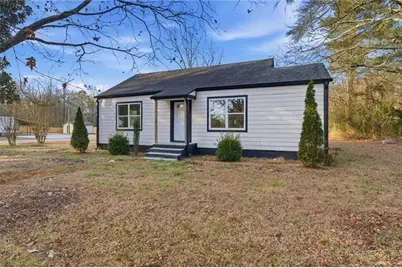303 Glen Iris Drive, Monroe, GA 30655 - Photo 2