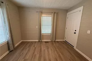 43 Quarry St, Gainesville, GA 30501 - Photo 4