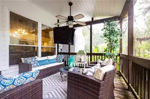 2804 Margaret Mitchell Dr NW, Atlanta, GA 30327 - Photo 18