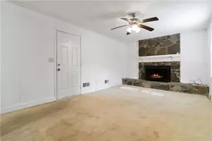 888 Chartley Dr SW, Lilburn, GA 30047 - Photo 14