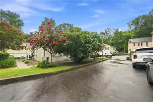 1392 Old Coach Rd SW, Marietta, GA 30008 - Photo 6