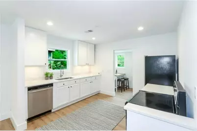 2130 Donald Lee Hollowell Parkway NW, Atlanta, GA 30318 - Photo 18
