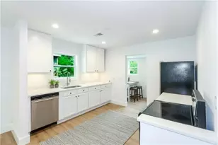 2130 Donald Lee Hollowell Pkwy NW, Atlanta, GA 30318 - Photo 18