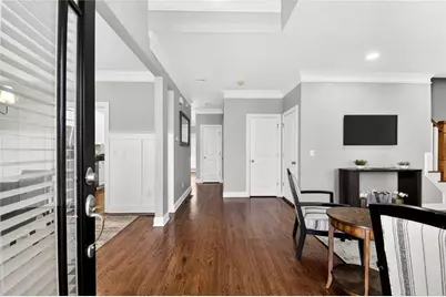 1613 Dupont Commons Drive NW, Atlanta, GA 30318 - Photo 4