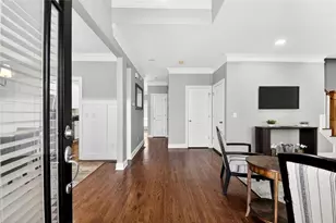 1613 Dupont Commons Dr NW, Atlanta, GA 30318 - Photo 4