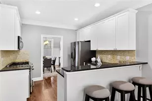 1613 Dupont Commons Dr NW, Atlanta, GA 30318 - Photo 10