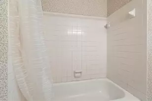 360 Winding River Dr, Atlanta, GA 30350 - Photo 16
