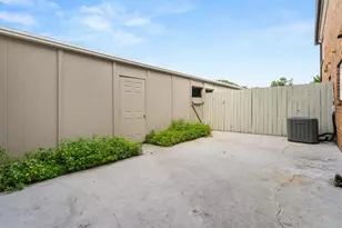 360 Winding River Dr, Atlanta, GA 30350 - Photo 18