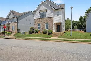 1609 Meadow Crossing, East Point, GA 30344 - Photo 2