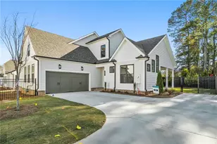 555 Pearl St, Cumming, GA 30040 - Photo 1