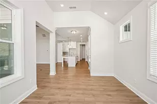 555 Pearl St, Cumming, GA 30040 - Photo 14