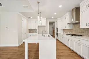 555 Pearl St, Cumming, GA 30040 - Photo 10