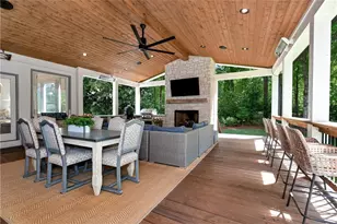 300 Chesterton Cir, Johns Creek, GA 30097 - Photo 10