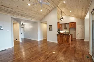 271 Highlands Dr, Clarkesville, GA 30523 - Photo 30