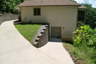 271 Highlands Dr, Clarkesville, GA 30523 - Photo 16