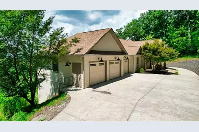 271 Highlands Dr, Clarkesville, GA 30523 - Photo 18