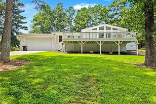 935 Pine Cir, Woodstock, GA 30189 - Photo 10