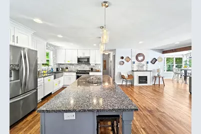 935 Pine Circle, Woodstock, GA 30189 - Photo 12