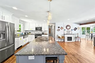 935 Pine Cir, Woodstock, GA 30189 - Photo 12