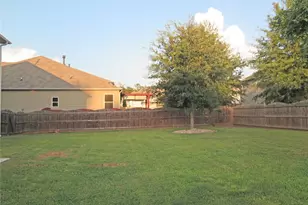 536 Wolf Pack Ln, Atlanta, GA 30349 - Photo 38