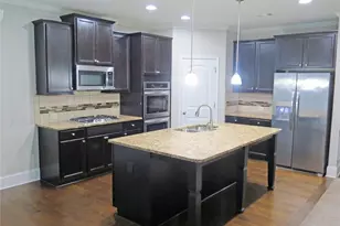 536 Wolf Pack Ln, Atlanta, GA 30349 - Photo 6