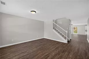 828 Bramble Way, Grayson, GA 30017 - Photo 4