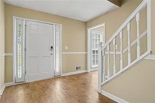 2993 Carrollton Ct, Marietta, GA 30066 - Photo 2