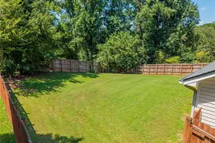 6078 Hillsdale Cir, Flowery Branch, GA 30542 - Photo 38