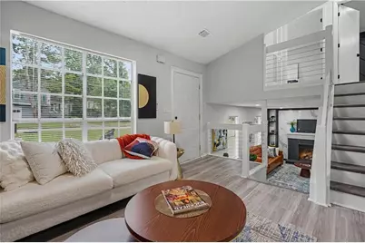 4584 Garden Hills Drive, Stone Mountain, GA 30083 - Photo 4