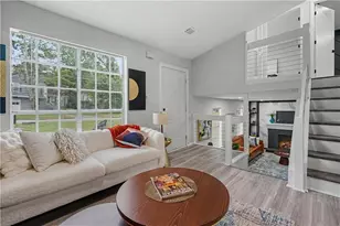 4584 Garden Hills Dr, Stone Mountain, GA 30083 - Photo 4