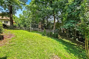 1745 Peachcrest Dr, Lawrenceville, GA 30043 - Photo 30
