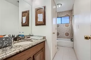 1321 Bee Blossom Trail, Lawrenceville, GA 30044 - Photo 10