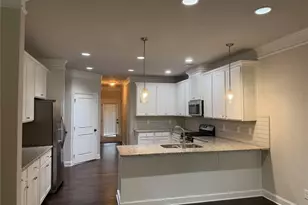 3772 Ledgemont Dr, Suwanee, GA 30024 - Photo 16