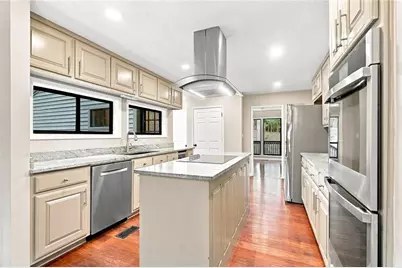 8810 North Mount Drive, Alpharetta, GA 30022 - Photo 8