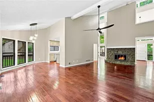 8810 N Mt Dr, Alpharetta, GA 30022 - Photo 6