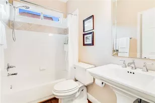 116 Riverview Dr, Suwanee, GA 30024 - Photo 32