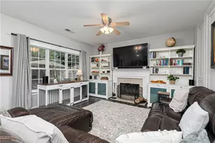 18 Creek Branch Ct, Acworth, GA 30101 - Photo 10