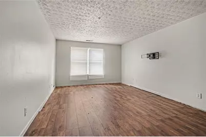 2202 Fairington Village Drive, Lithonia, GA 30038 - Photo 20