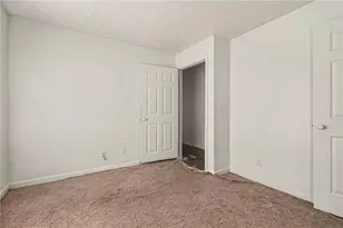 2202 Fairington Village Dr, Lithonia, GA 30038 - Photo 8