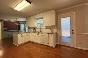 207 Williamsburg Cir, McDonough, GA 30253 - Photo 10