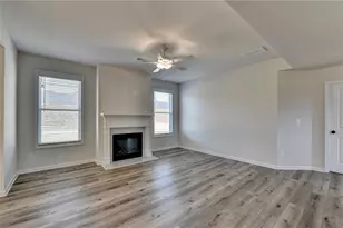 676 Rodeo Dr, Auburn, GA 30011 - Photo 6