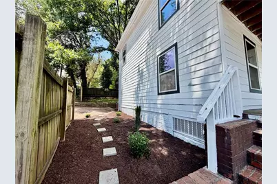 1169 McDaniel Street SW, Atlanta, GA 30310 - Photo 2