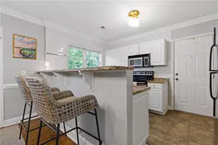 115 Peachtree Memorial Dr NW, Atlanta, GA 30309 - Photo 12