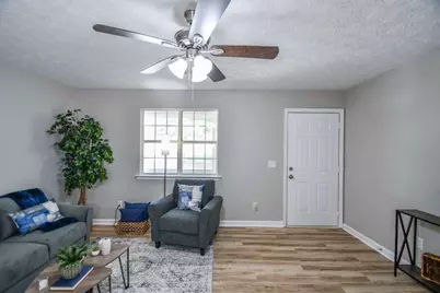 110 E Country Woods Drive, Covington, GA 30016 - Photo 4