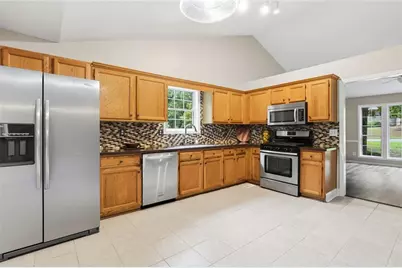 13 Finch Court SE, Acworth, GA 30102 - Photo 8