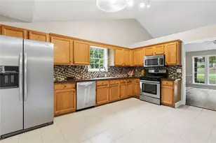 13 Finch Ct SE, Acworth, GA 30102 - Photo 8