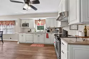 732 Windy Dr, Stone Mountain, GA 30087 - Photo 24